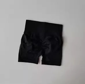 Women’s Peach Hip Lifting Sports Shorts – High Waist, Slim Fit, Quick-Dry Running & Gym Shorts for Body Shaping