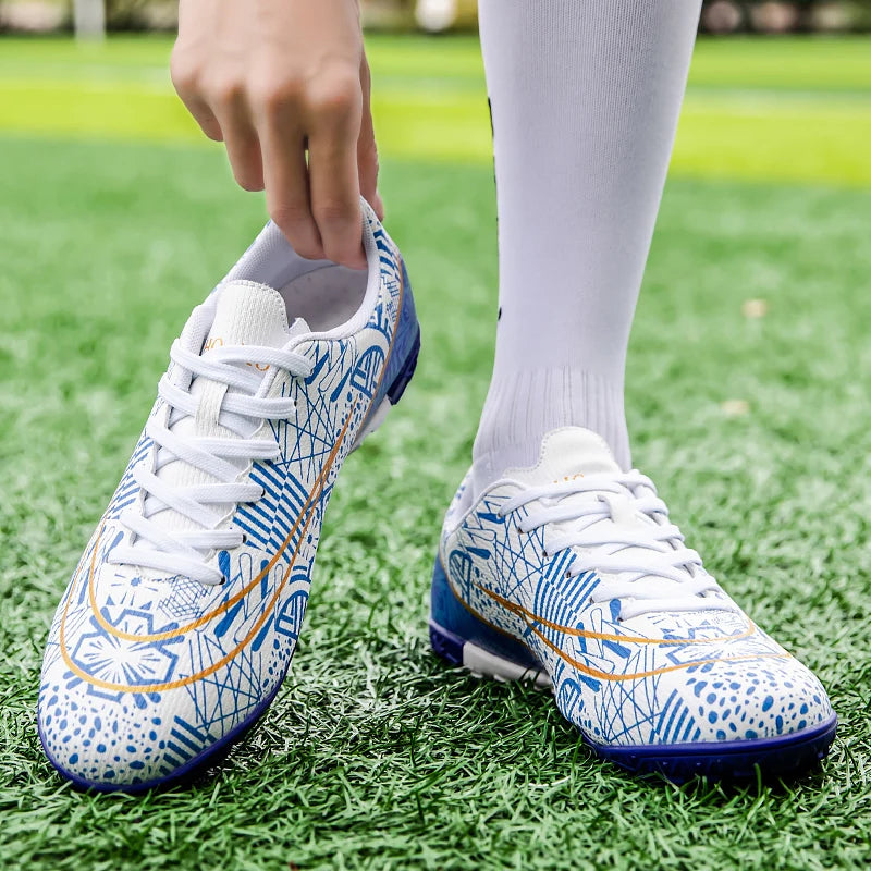 “Dominate the Pitch with New Short Spike Football Boots – Pro-Level Grip for Men & Women”